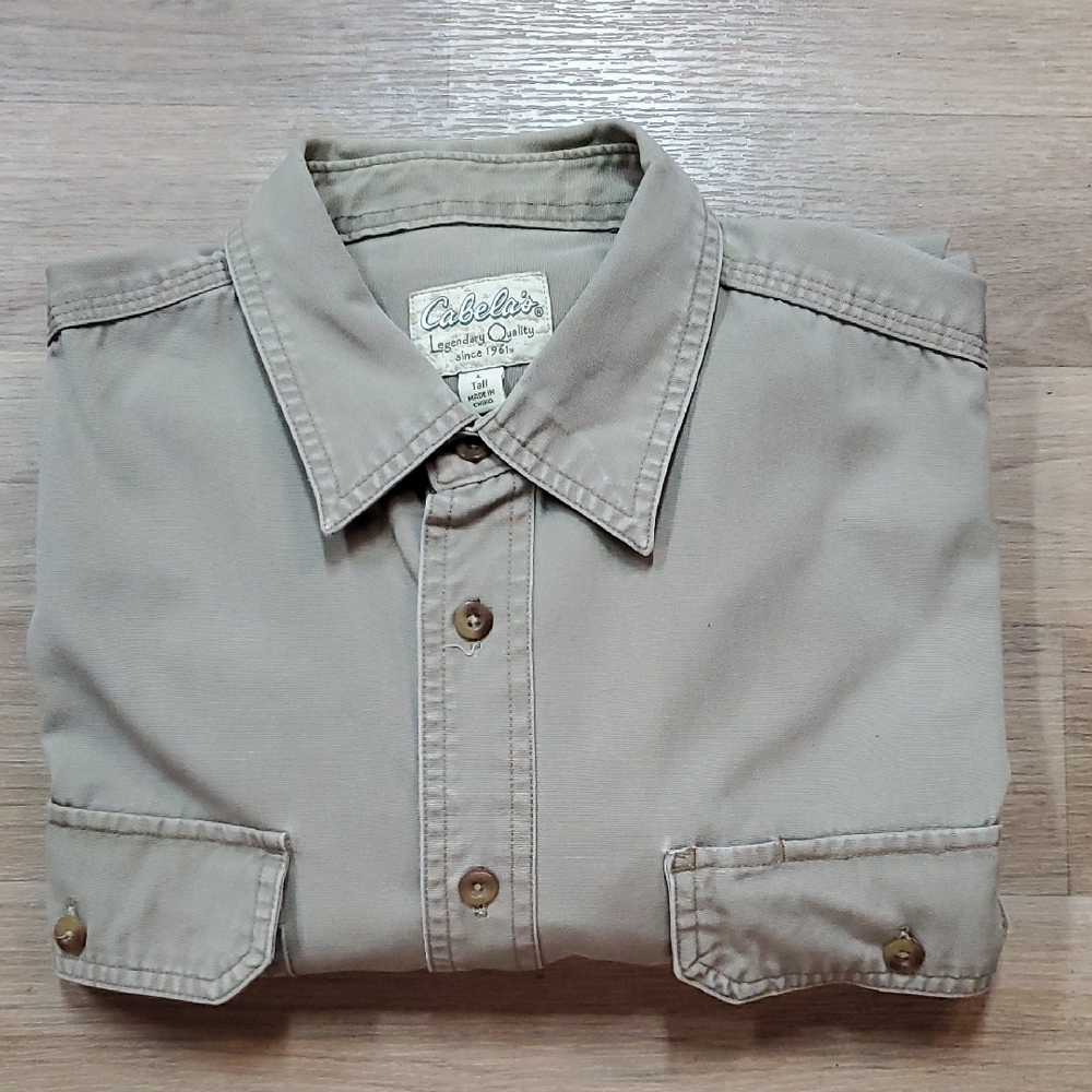 Cabela's Men's Khaki Button Down Shirt